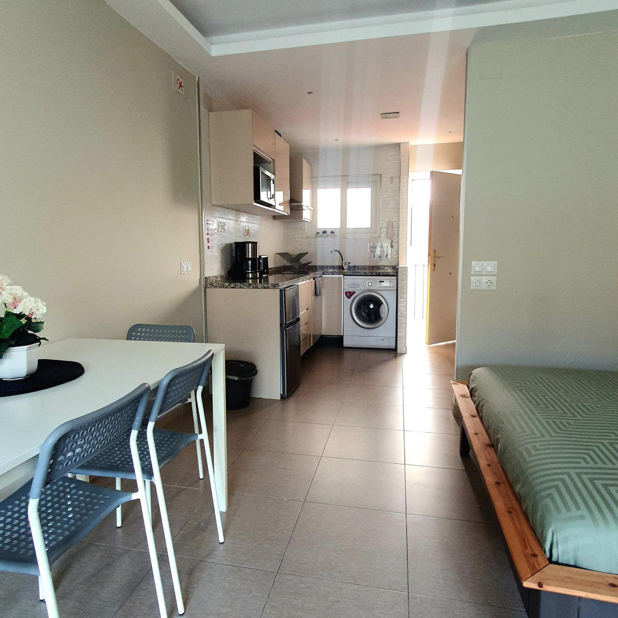 Studio In City Fuengirola Room photo